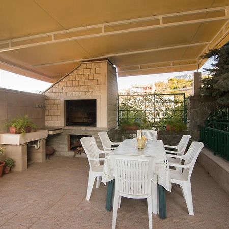 Apartments And Room Sun & Sea Podgora Exterior photo